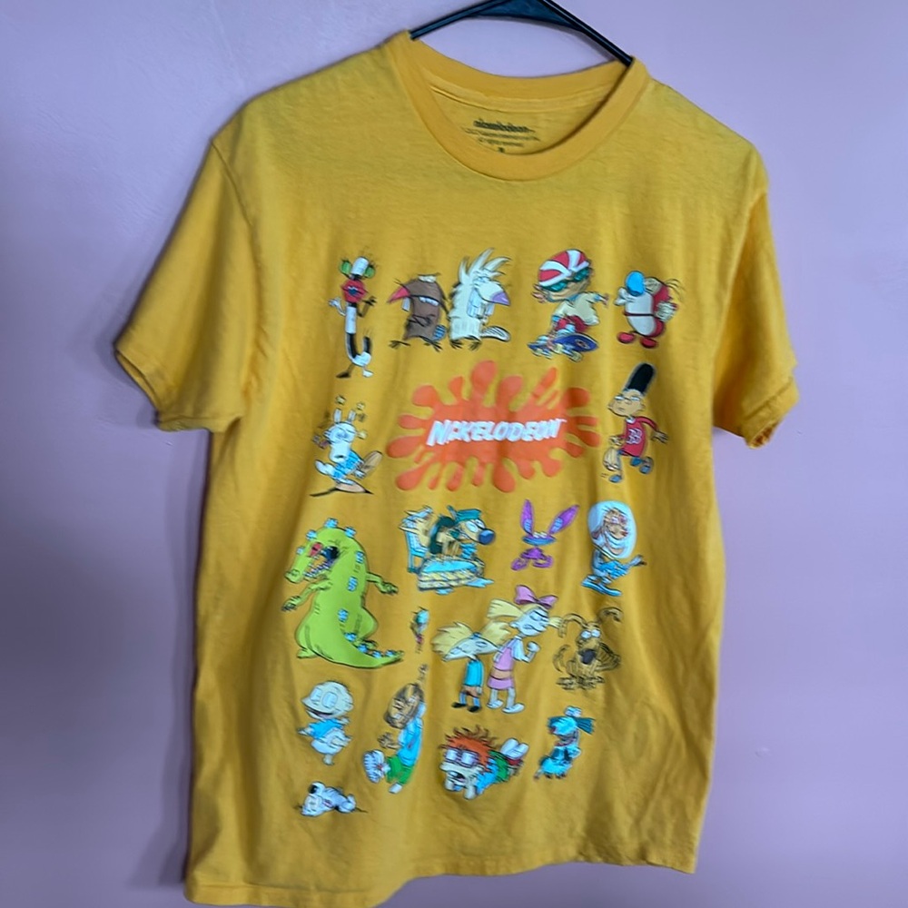 Unisex Medium Tshirt - “Nickelodeon”